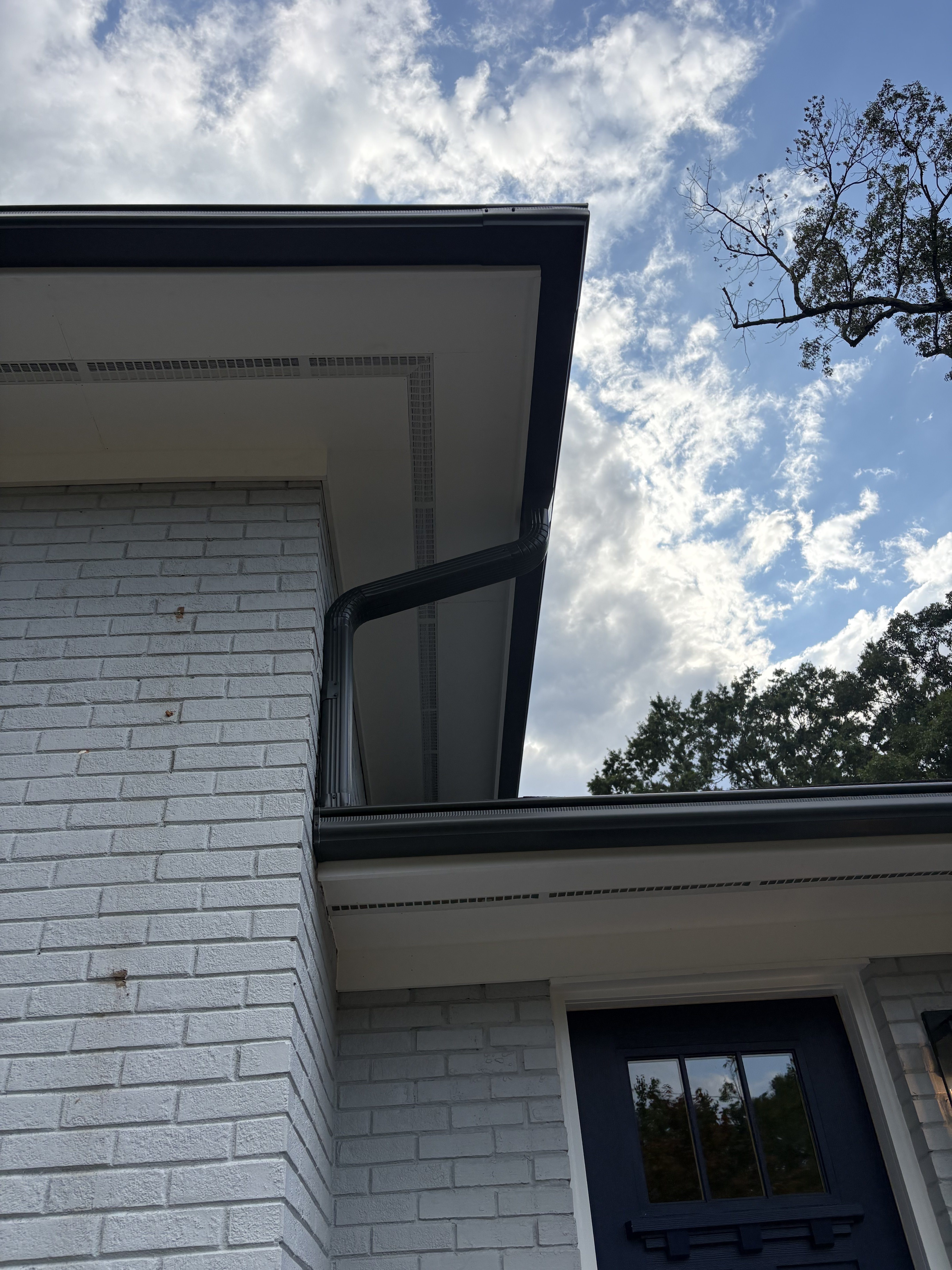 Recent seamless gutter install 12